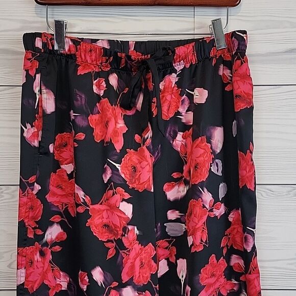 Victoria's Secret red rose print pajama bottom seperates Women's Size M - Picture 2 of 10
